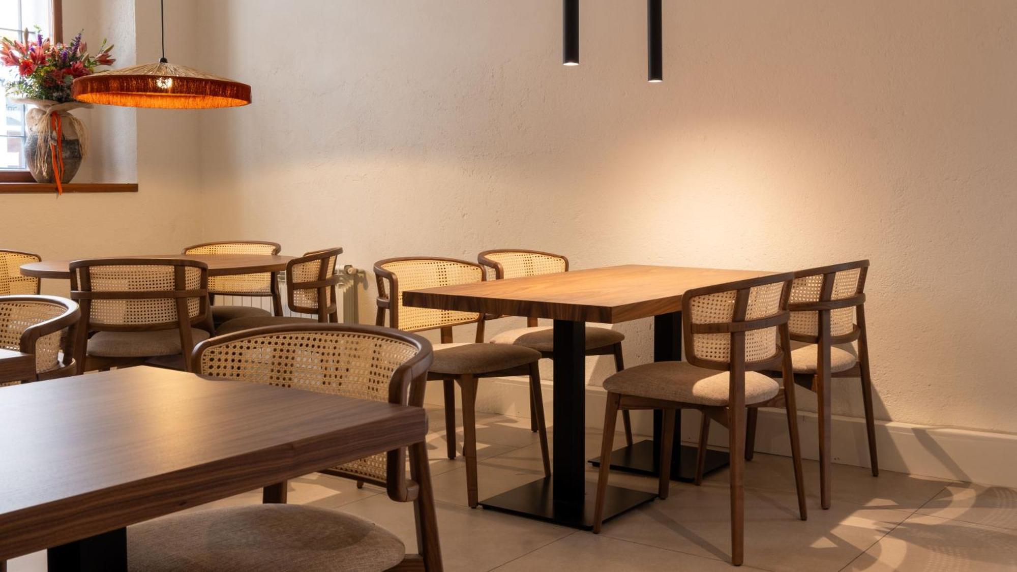 Flora Bed & Breakfast Banyoles Dış mekan fotoğraf